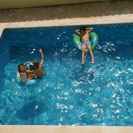 Apartamento Ferienwohnung-v- Pula-sisan, Kroatien