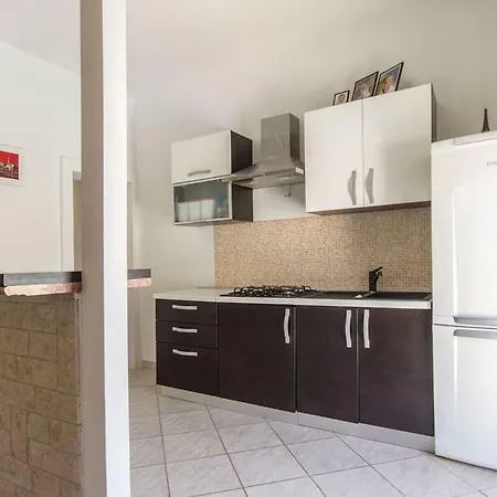 Apartamento Ferienwohnung-v- Pula-sisan, Kroatien *